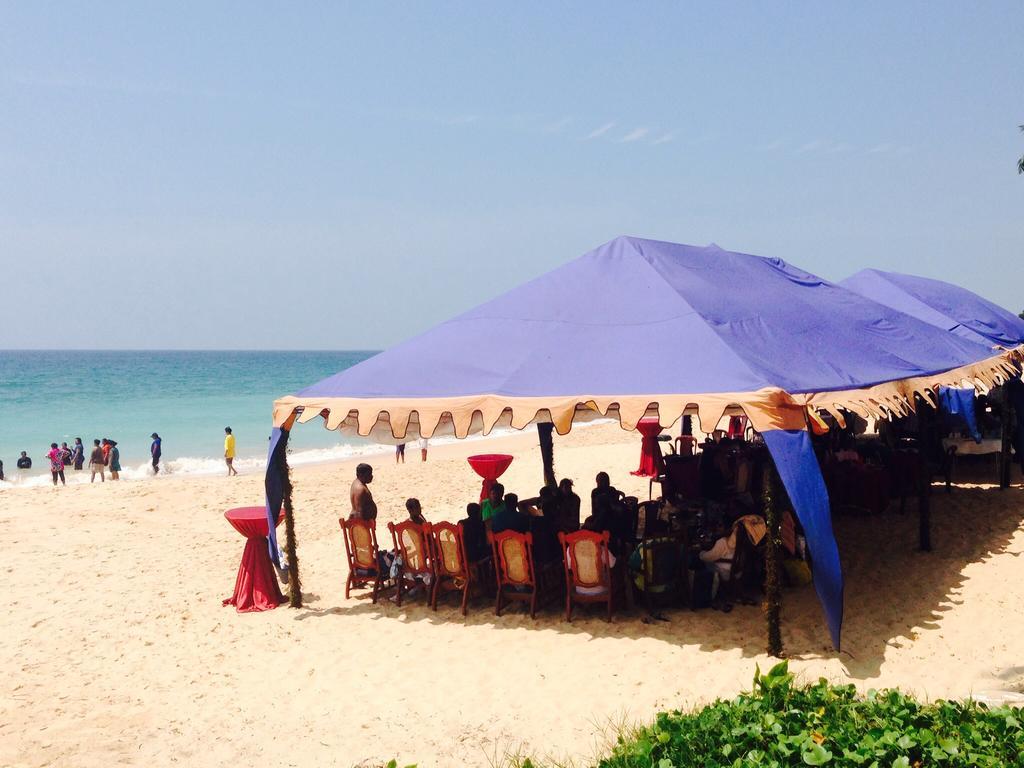 Rainbow Beach Hotel ヒッカドゥワ エクステリア 写真