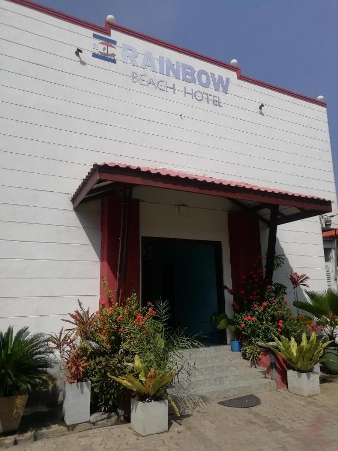 Rainbow Beach Hotel ヒッカドゥワ エクステリア 写真
