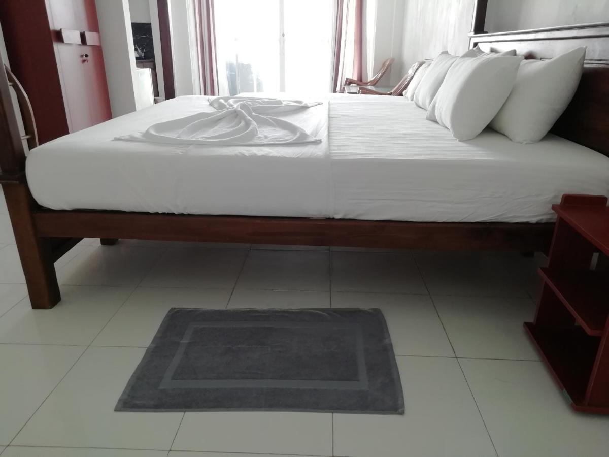 Rainbow Beach Hotel ヒッカドゥワ 部屋 写真